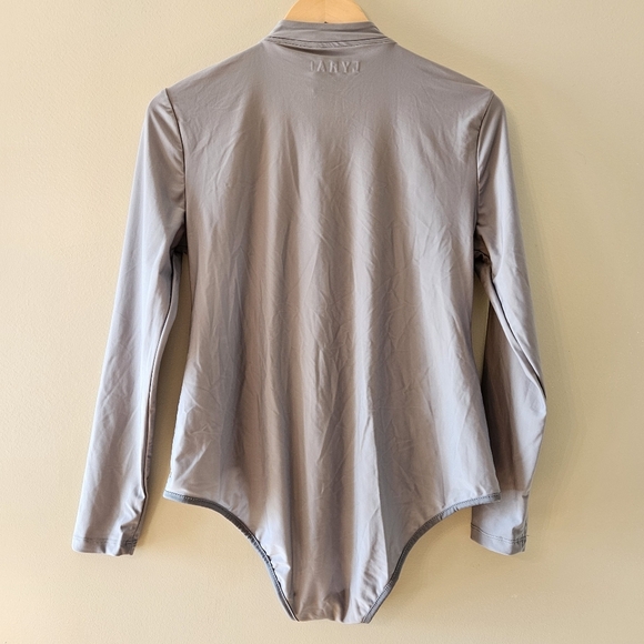NWT Lyra Modest Swimwear Long Sleeve Swimsuit Grey Size Large. - Picture 13 of 16
